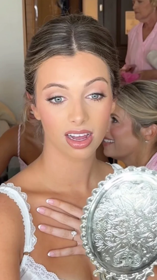 Our goal every single time 🤍
Not just beautiful makeup… but that reaction.🥹
When our brides turn around and say:
“I’m obsessed.”
“I love it.”
“You did amazing.”
THAT’S the moment we live for. 🫶🏻
 Styled by team @studiomphairmakeup Robyn + Emily 💎💎
•
•
#keywestbride 
#keywestwedding 
#keywesthairandmakeup 
#keywesthairsalon
#floridakeyswedding